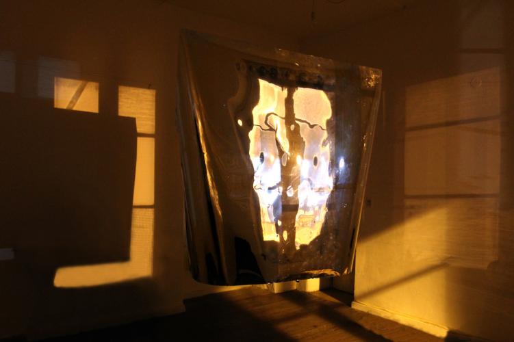 registro instalacion arte espejo ventana luz de calle proyeccion brillo
